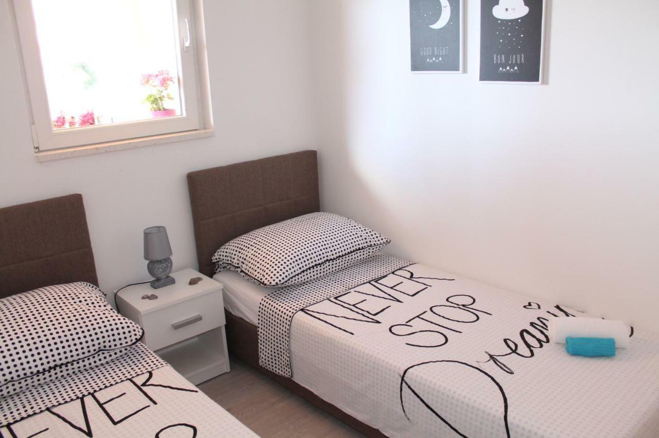 Lana I Natali Apartment Kaštela Exterior foto