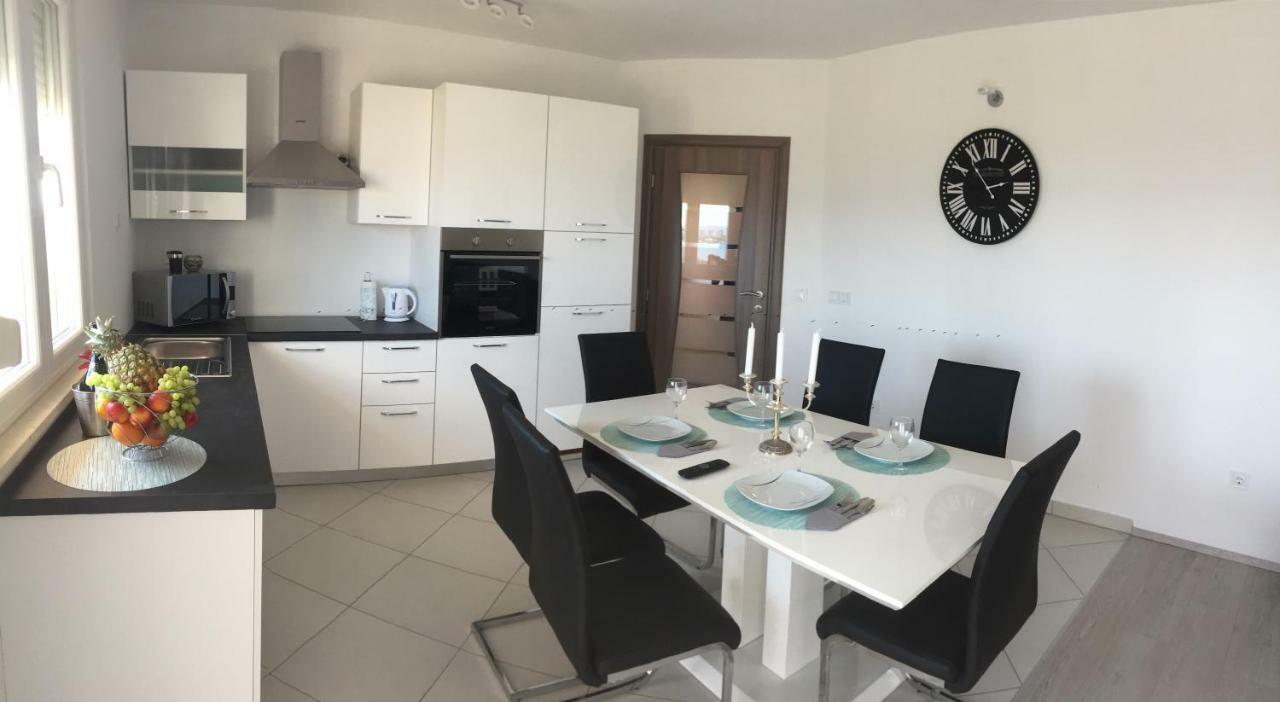 Lana I Natali Apartment Kaštela Exterior foto